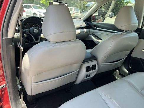 Used 2020 Nissan Altima 2.5 Platinum FWD image 37