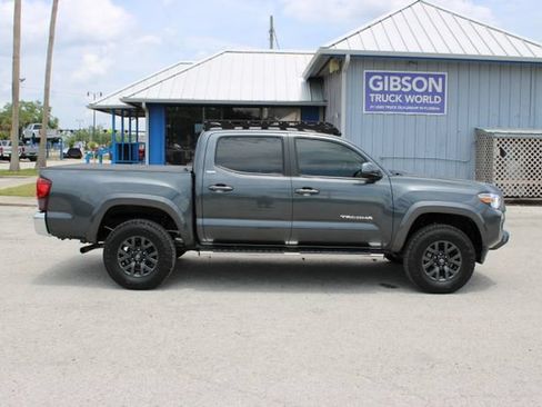 Used 2023 Toyota Tacoma SR5 RWD image 13