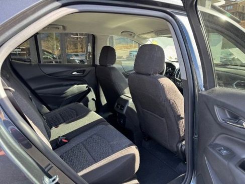 Used 2023 Chevrolet Equinox LT w/ Driver Convenience Package AWD/4WD image 10
