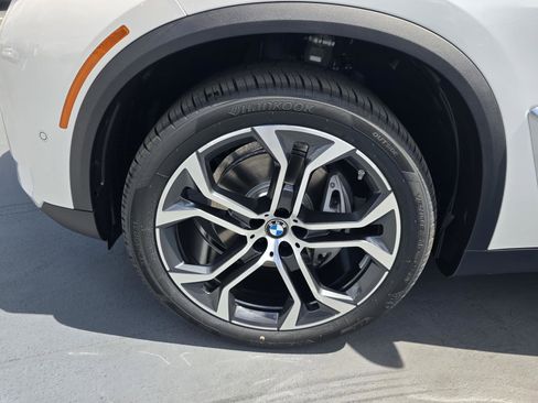 New 2026 BMW X5 xDrive40i w/ Executive Package AWD/4WD image 34