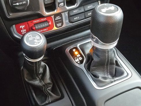 Used 2024 Jeep Wrangler Unlimited Rubicon 4xe w/ Capability Package image 26