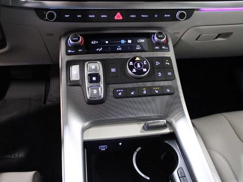 Used 2025 Hyundai Palisade Calligraphy AWD/4WD image 35
