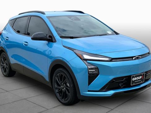 New 2027 Chevrolet Bolt RS w/ LPO, All-Weather Package FWD image 3