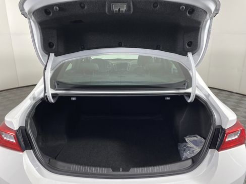 Used 2024 Chevrolet Malibu LT image 33