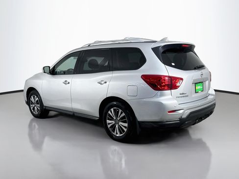 Used 2020 Nissan Pathfinder SV FWD image 7