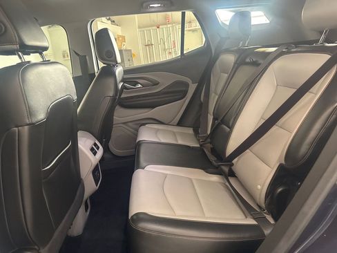 Used 2019 GMC Terrain SLT w/ Preferred Package image 18