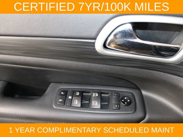 Used 2021 Jeep Grand Cherokee Laredo X AWD/4WD image 16