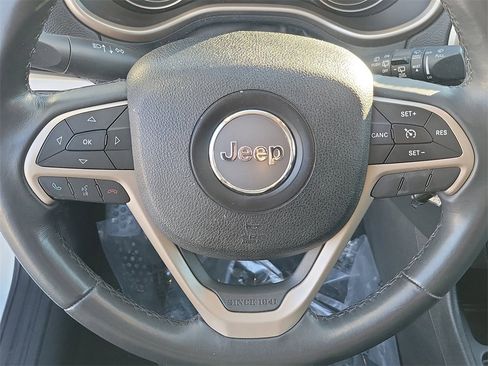 Used 2014 Jeep Cherokee Latitude image 13