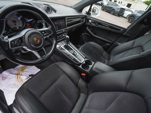 Used 2021 Porsche Macan S AWD/4WD image 16