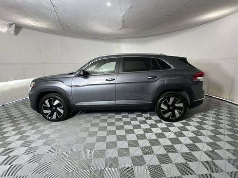 Used 2025 Volkswagen Atlas Cross Sport SEL AWD/4WD image 5