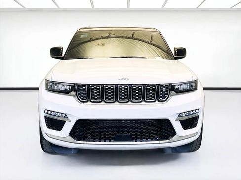 Used 2023 Jeep Grand Cherokee 4WD 4xe w/ MOPAR Finishing Package image 2