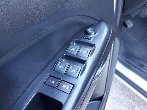 Used 2019 GMC Canyon SLE w/ SLE Convenience Package image 18