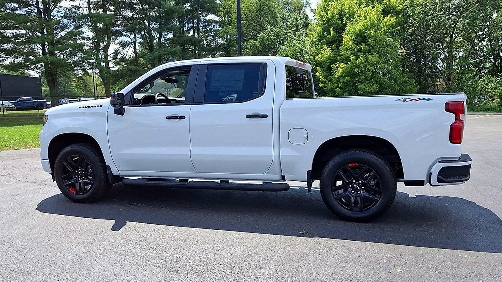 New 2026 Chevrolet Silverado 1500 RST w/ Redline Edition AWD/4WD image 8