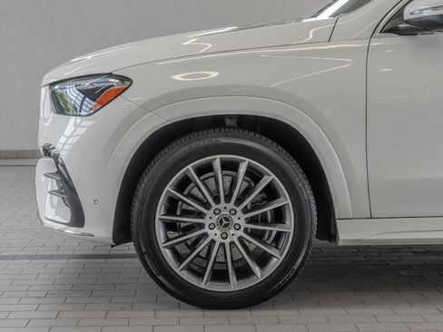 Used 2024 Mercedes-Benz GLE 350 4MATIC image 4