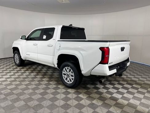 New 2026 Toyota Tacoma SR5 AWD/4WD image 5