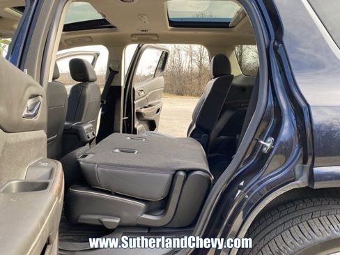 Used 2022 GMC Acadia Denali w/ GMC Pro Grade Package image 46