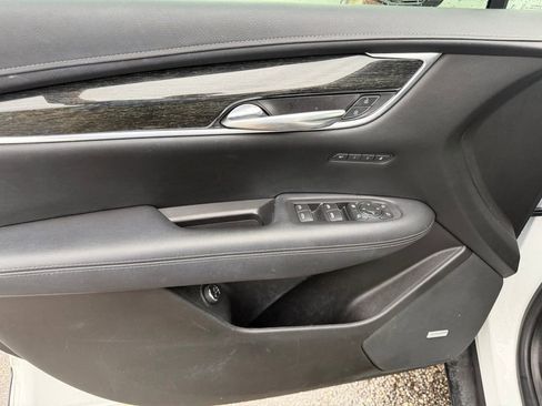 Used 2021 Cadillac XT5 Premium Luxury w/ LPO, Floor Liner Package image 24