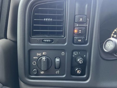 Used 2004 Chevrolet Tahoe LT w/ LT Preferred Equipment Group image 14