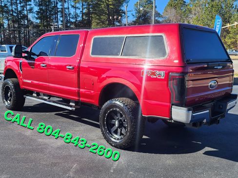 Used 2017 Ford F250 Lariat w/ Chrome Package image 3