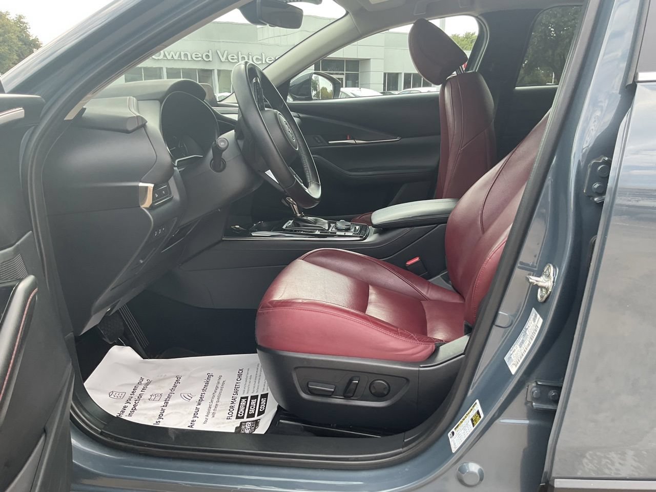 Used 2025 MAZDA CX-30 AWD 2.5 S w/ Preferred Package image 8