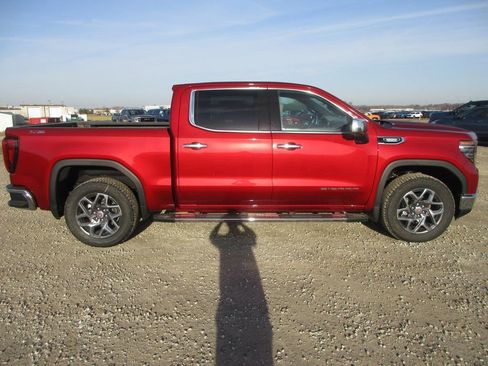 New 2026 GMC Sierra 1500 SLT w/ SLT Premium Package AWD/4WD image 3