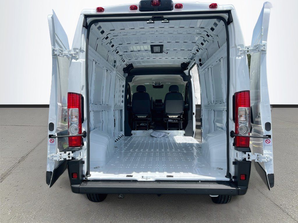 New 2026 RAM ProMaster 2500 w/ Convenience Group FWD image 19