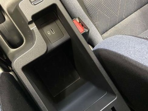 New 2025 Nissan Versa SV w/ Trunk Package image 19