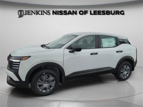 New 2026 Nissan Kicks S image 5