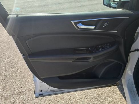 Used 2015 Ford Edge SEL w/ Equipment Group 201A AWD/4WD image 9