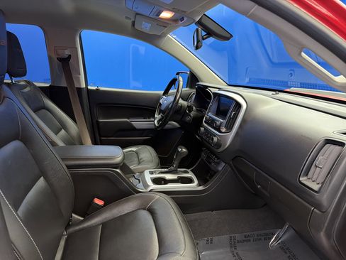 Used 2020 Chevrolet Colorado ZR2 image 25