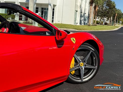 Used 2015 Ferrari 458 Spider image 71