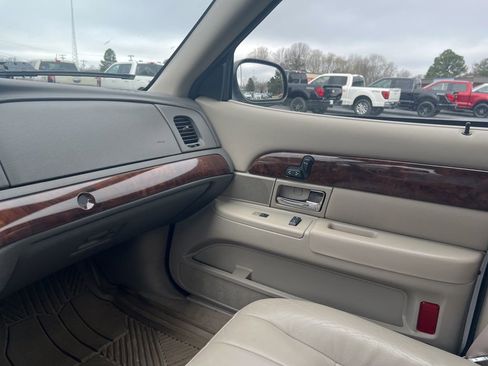 Used 2009 Mercury Grand Marquis LS image 14