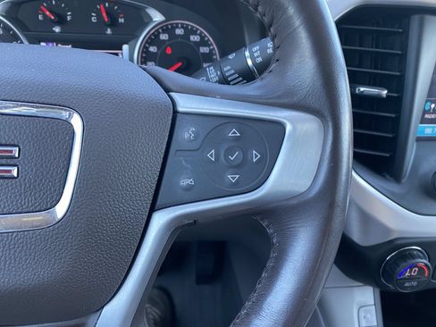 Used 2019 GMC Acadia SLT w/ LPO, Floor Liner Package FWD image 20