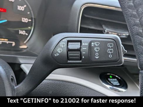 Used 2020 Ford Explorer XLT w/ Equipment Group 202A RWD image 33
