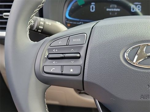 New 2026 Hyundai Venue SEL image 5