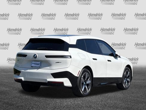 Used 2024 BMW iX xDrive50 w/ Sport Package AWD/4WD image 5