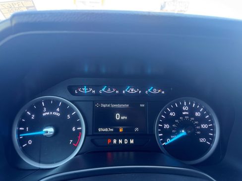 Used 2020 Ford Expedition XLT RWD image 15