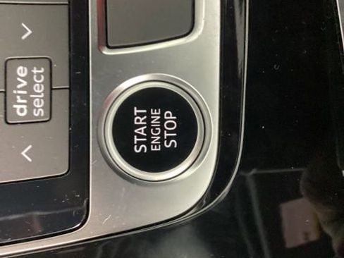 New 2026 Audi Q7 2.0T Premium image 28