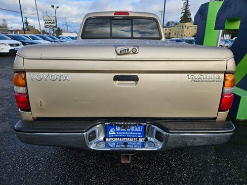 Used 2004 Toyota Tacoma PreRunner image 4