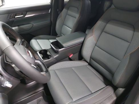 New 2026 GMC Terrain AT4 w/ Convenience Package III image 15