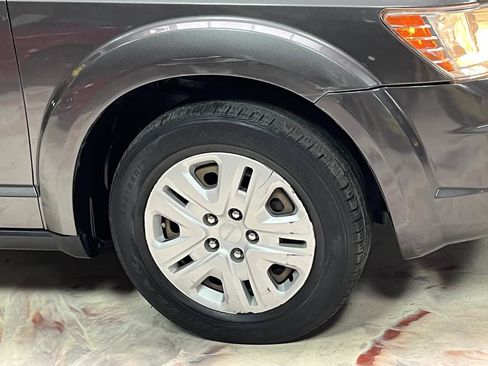 Used 2015 Dodge Journey American Value Package w/ Flexible Seating Group FWD image 34