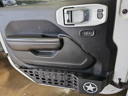 Used 2021 Jeep Wrangler Unlimited Sport image 24