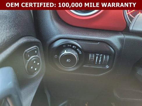 Certified 2021 Jeep Wrangler Unlimited Rubicon AWD/4WD image 28