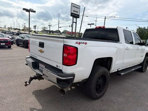 Used 2016 Chevrolet Silverado 2500 LT w/ LT Convenience Package AWD/4WD image 19