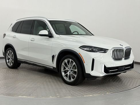 Used 2024 BMW X5 sDrive40i w/ Parking Assistance Package RWD image 7