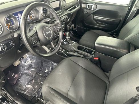 Certified 2023 Jeep Gladiator Sport image 23