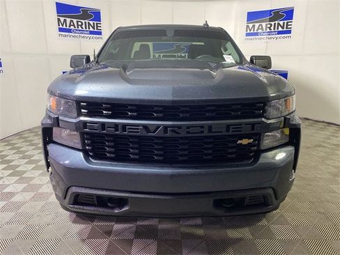 Used 2019 Chevrolet Silverado 1500 Custom w/ Custom Value Package image 15