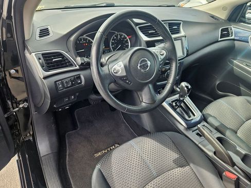 Used 2019 Nissan Sentra SR FWD image 13