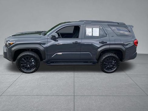 Used 2026 Toyota 4Runner SR5 AWD/4WD image 4