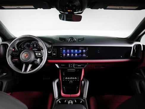 New 2026 Porsche Cayenne GTS AWD/4WD image 12